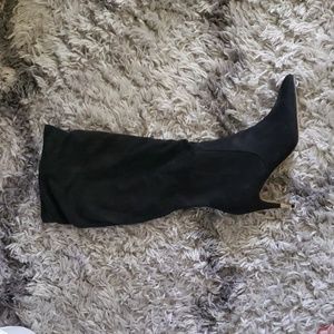 Apt 9 size 9 1/2 black below the knee boot